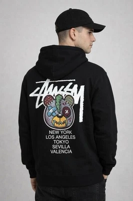 Stüssy Bear Graphic Back Print Black Hoodie – Urban Streetwear M New Condition - Imagen 1 de 2