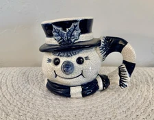 Rare Vintage Dedham Style Potting Shed Snow Man Christmas Mug Never Used Perfect