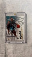 Grant Hill NBA Skybox Auto 1997 Detroit Pistons Autographics Basketball