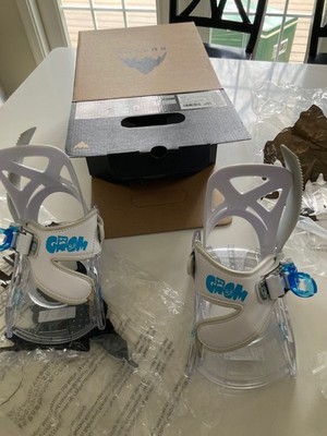 New Burton Grom Youth Kids Snowboard Bindings Size M  - New With Box