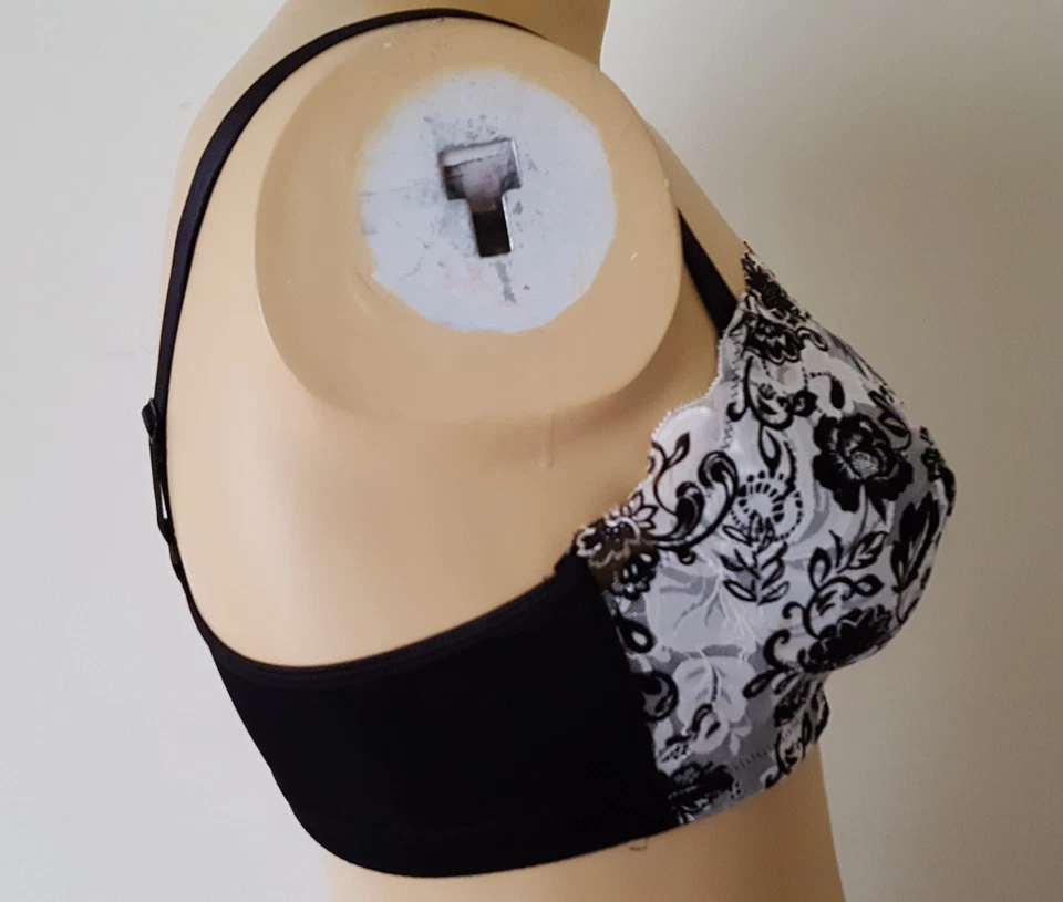R Comfort Choice Bra Wirefree Cami Lace Dickey Full Coverage - Image 2 of 4