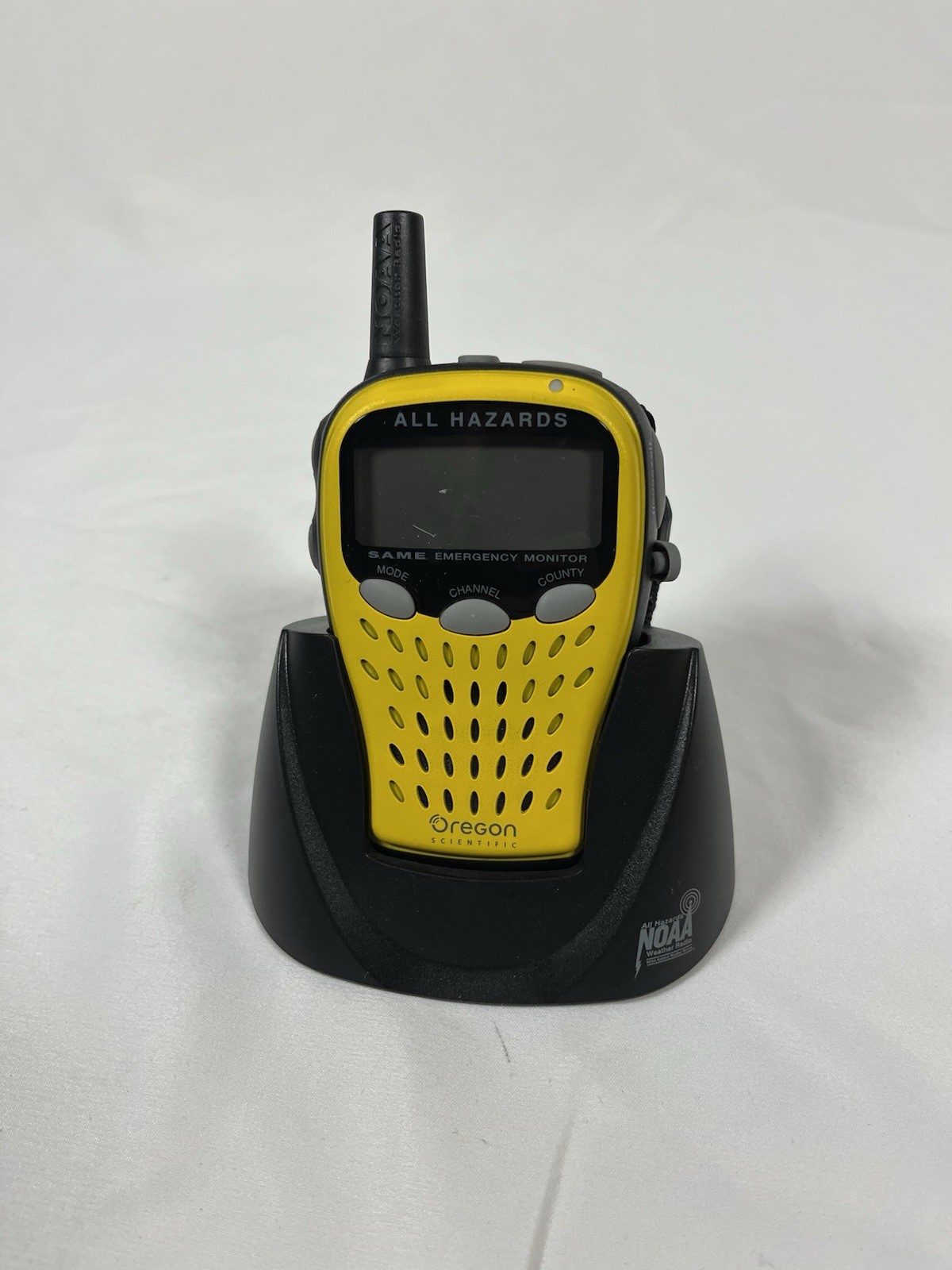 Oregon Scientific Emergency Portable NOAA Weather Radio WR60