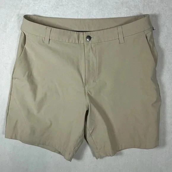 Lululemon Athletica Size 32 Men's Beige Flat Front Performance Stretch Shorts