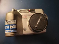 Olympus Camedia C-3020 2.5x Digital Zoom 3.2MP Digital Camera Silver Tested