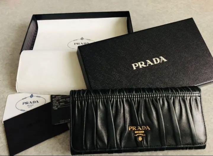 PRADA Nero Matelass Black Long Leather Wallet