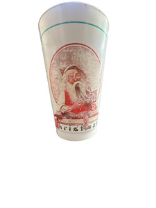 Vintage Norman Rockwell plastic cup styroware canada cup 1983 Christmas Z1