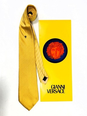 Gianni Versace Vintage Seiden Krawatte Gelb Medusa 10cm Silk Tie 90s Mosaik OVP