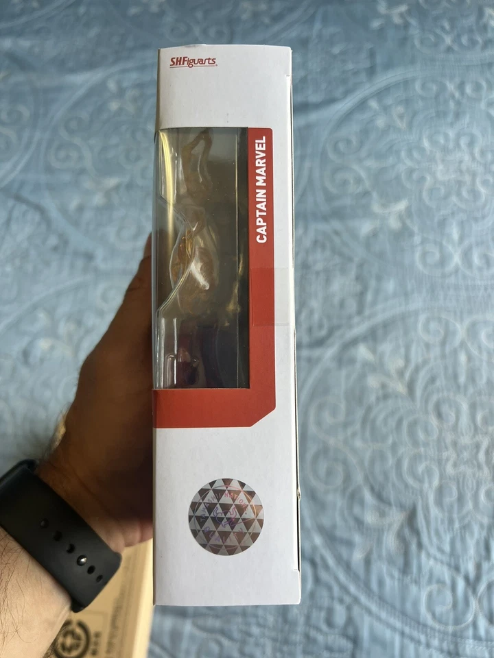 S.H.Figuarts Avengers EndGame CAPTAIN MARVEL Action Figure BANDAI complete Foto 3 de 4