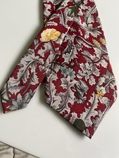 Nino Cerruti Red Floral Tie Imported Silk Crepe Made In USA muted Colors Grey