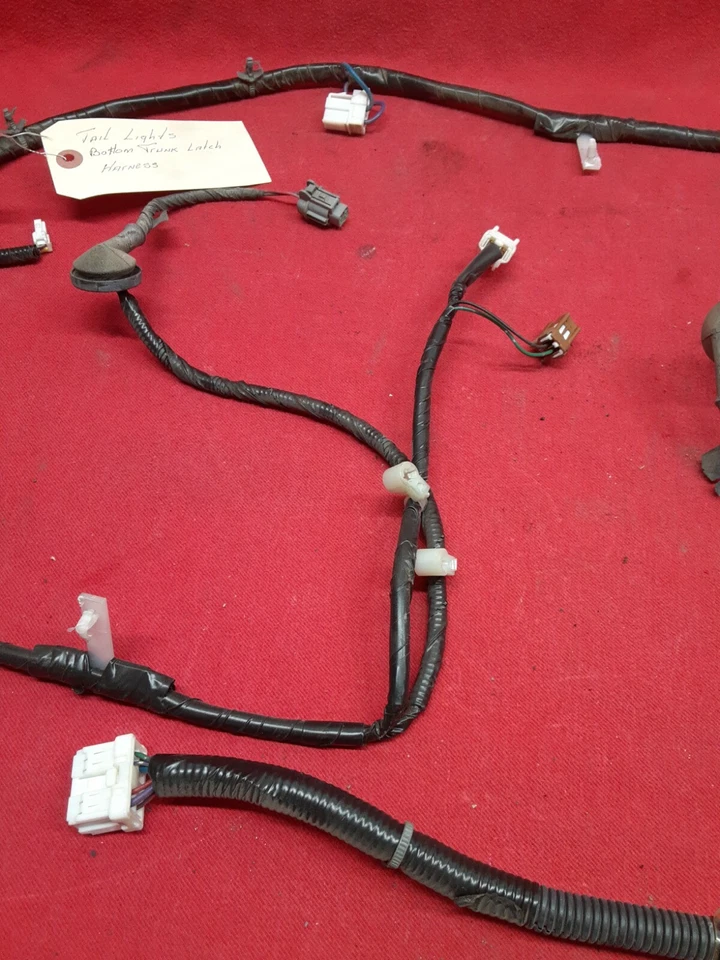 2002 2003 2004 Infiniti I35 REAR Trunk Latch Tail Light Bumper Wiring Harness  - Image 3 of 4