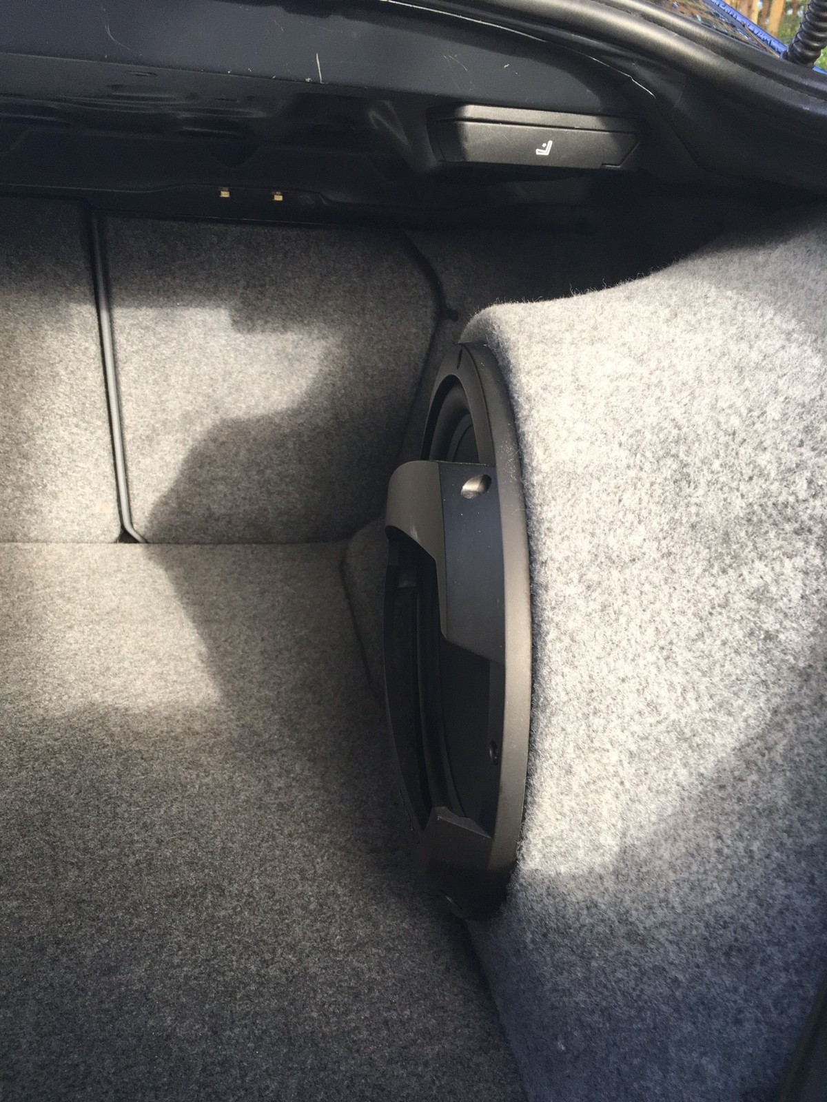 BMW E46 3 SERIES COUPE STEALTH SUB SPEAKER ENCLOSURE BOX SOUND BASS