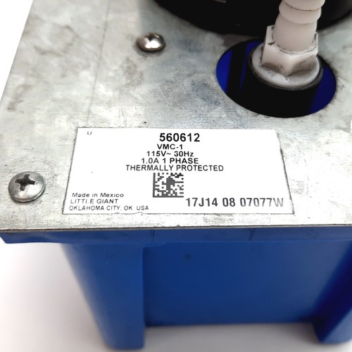 Little Giant VMC-1 Machine Coolant Tank, 1 Gallon, Voltage: 115V, 108 GPH Max - Picture 2 of 7