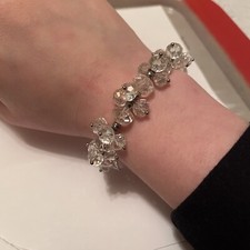 Clear Beaded / Silver Tone Stretch Costume Jewelry Bracelet