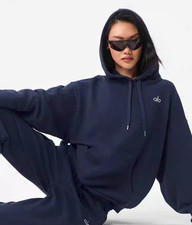 NWT ALO Hoodie   Casual Pullover Sweatshirt -with 3D Logo -BLUE