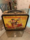1961 Huckleberry Hound And Friends Quick Draw McGraw Metal Lunch Box — photo 1