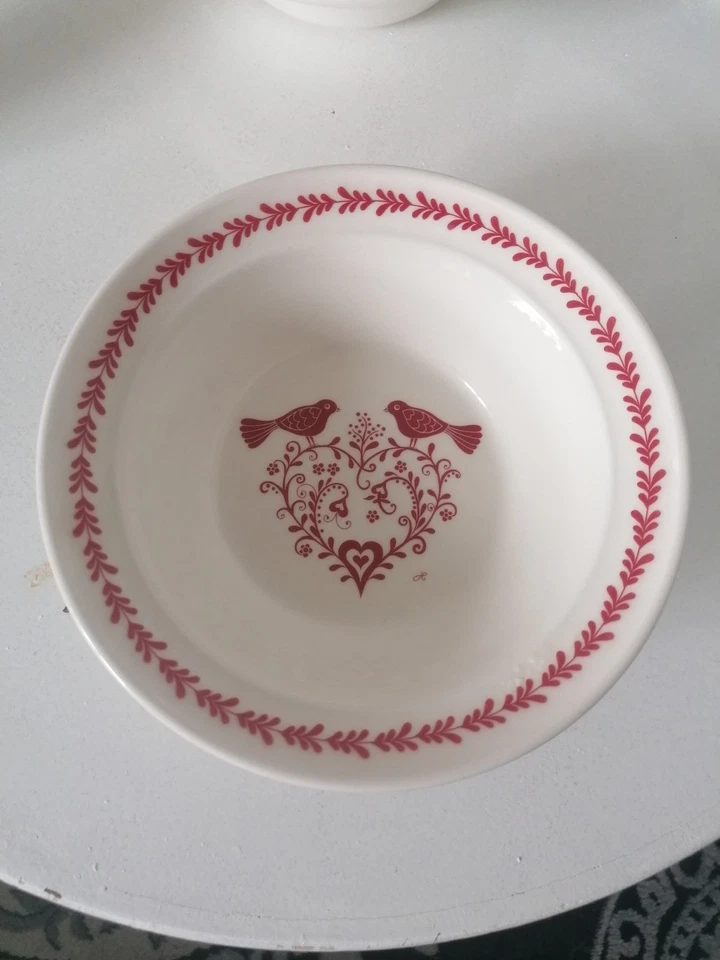 13 Portmeirion Jan Constantine Red Hearts Pottery Items Bowls and Plates. VGC - Image 4 of 4