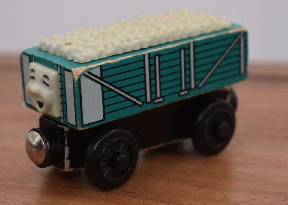 RICKETY - 2003 Thomas & Friends Wooden Railway Engine Trains Vintage Magnetic - Image 3 of 4