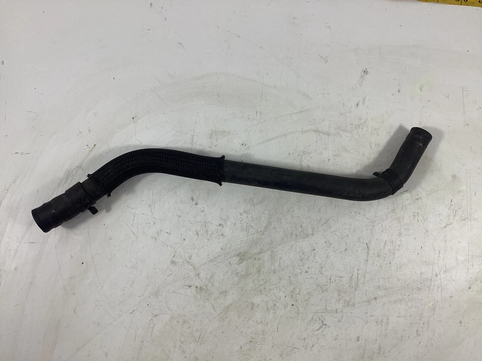 Manguera de radiador Toyota Prius 2010-2015 derivación de agua no. 1 16261-37070 OEM. Foto 4 de 4