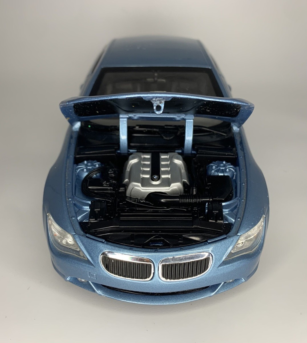 BMW 645Ci Coupe Diecast 1:18 Scale Hot Wheels Blue Model Car