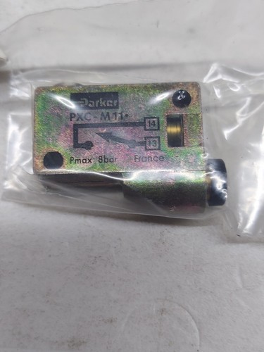 Telemecanique PXC-M11 Parker Pneumatic Limit Switch NEW IN BOX 2PC AVAILABLE - Picture 2 of 6