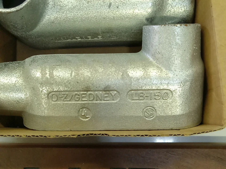 Cuerpo de conducto de señal general O-Z Gedney LB150 tipo LB 1-1/2" Foto 4 de 4