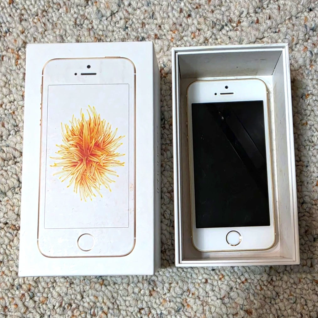 iPhone SE Gold iOS for sale | eBay