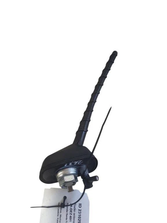 HYUNDAI SANTA FÉ II CM Antenne 2.0 Diesel 110kw 2011 32783682 - Photo 2/3