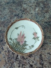 A Mid-20th-Century Vintage Japanese Satsuma- Style Small Pindish Or Trinket Dish
