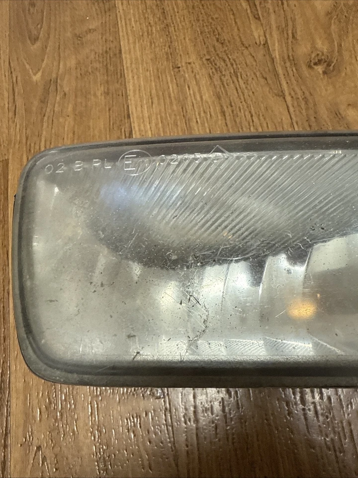 Передняя противотуманная фара правая сторона для Ford Explorer 2006-2010 годов выпуска под правую руку - 8l24-15200-AA - от оригинального производителя - Изображение 3 из 4