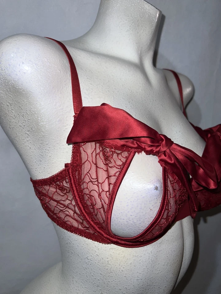 Frederick's of Hollywood Peek-a-boo Bra Red Satin Bow Open Cups Underwire Sz XL - Image 3 of 4