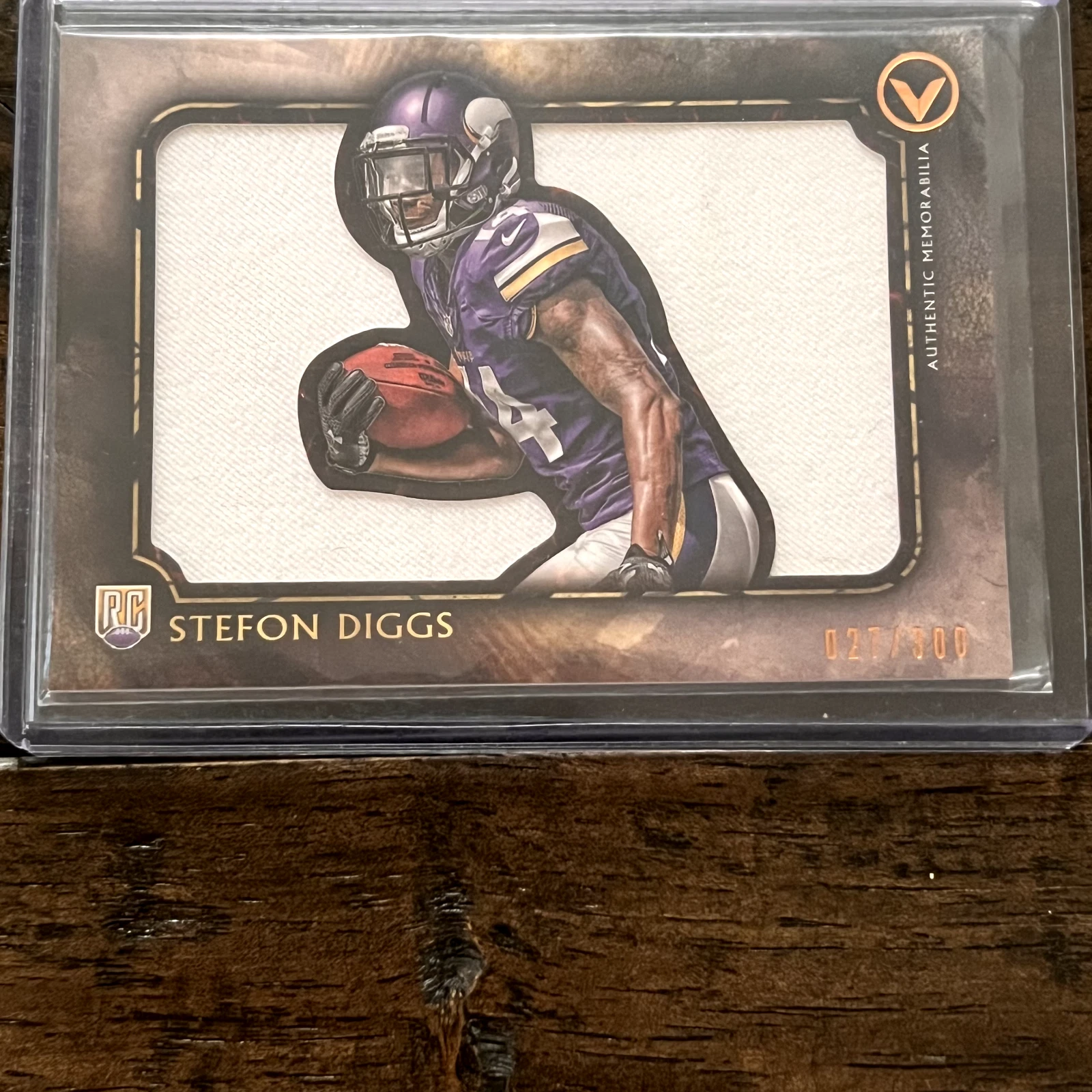 Stefon Diggs Topps Valor Jumbo Relic #VJRSD Base