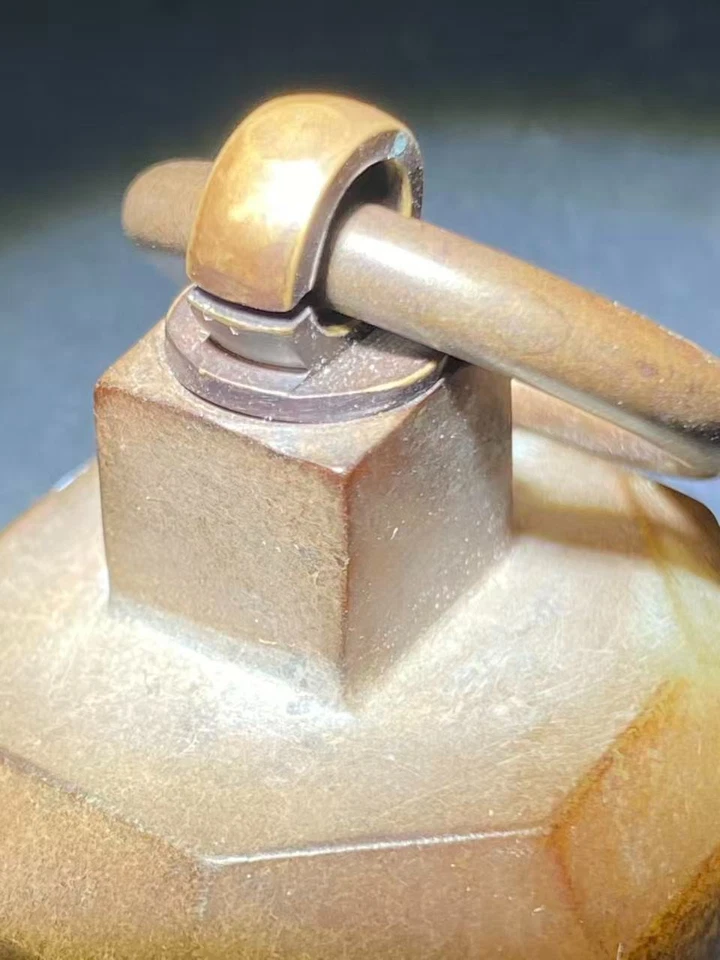 Jade antiguo, sello poligonal Foto 4 de 4