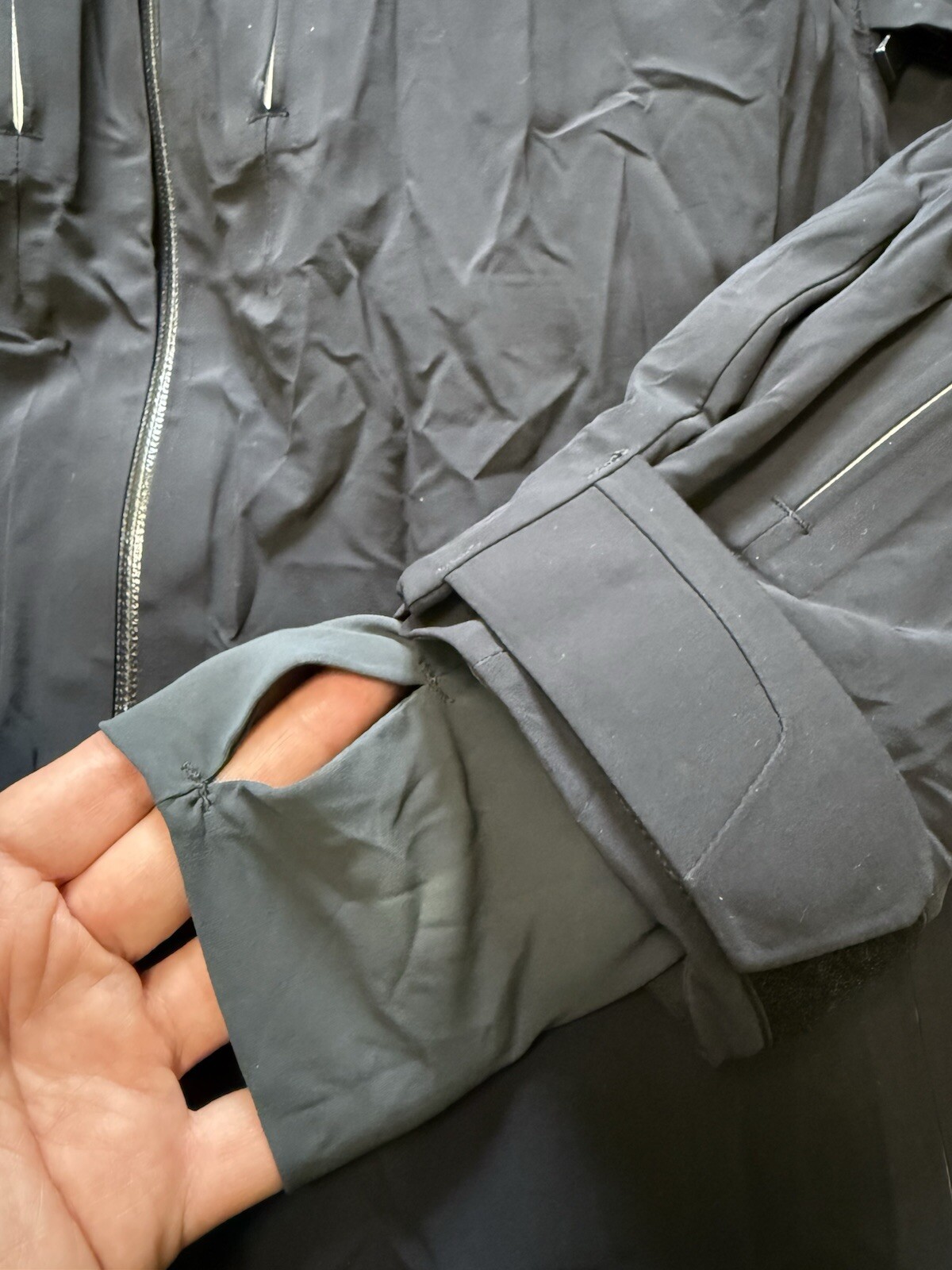 Peak Performance Men's Gortex Ski Jacket Size 50 - image 18