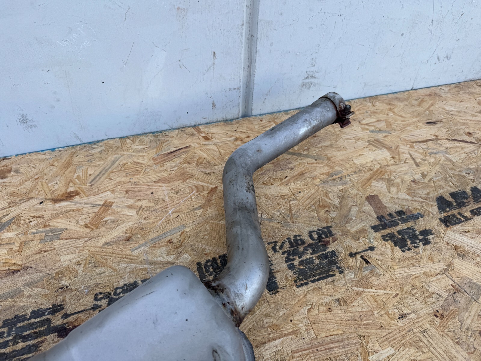 Bentley Flying Spur 2013-2018 REAR+RIGHT Muffler P/N 4W0253610