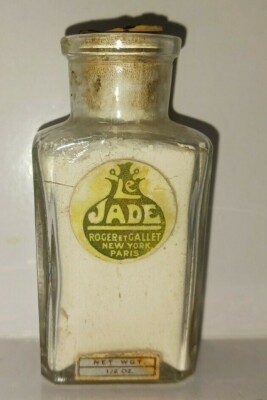 vintage Roger et Gallet LE JADE Paris Poudre Á Sachet Dry Perfume 0.5 oz full