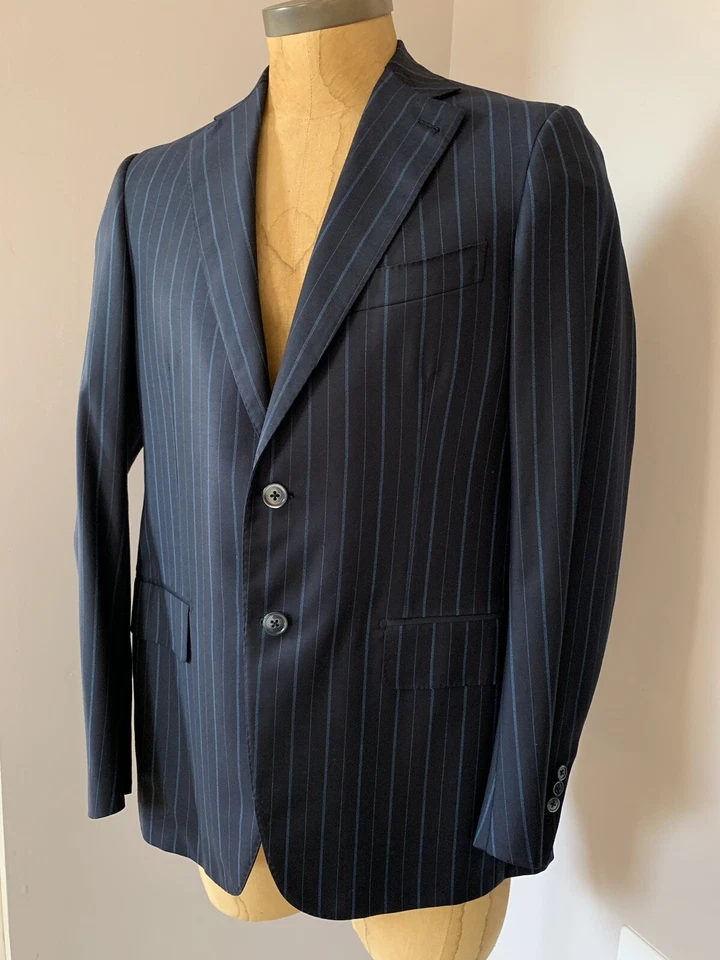 Isaia Blazer Blue Stripe jacket sz US 42 Soft 100% Light Weight Wool Italy 52 - Image 3 of 4