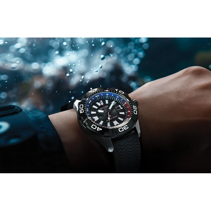 Reloj para hombre Citizen Promaster GMT Diver Eco-Drive correa negra 43MM BJ7128-08E Foto 4 de 4