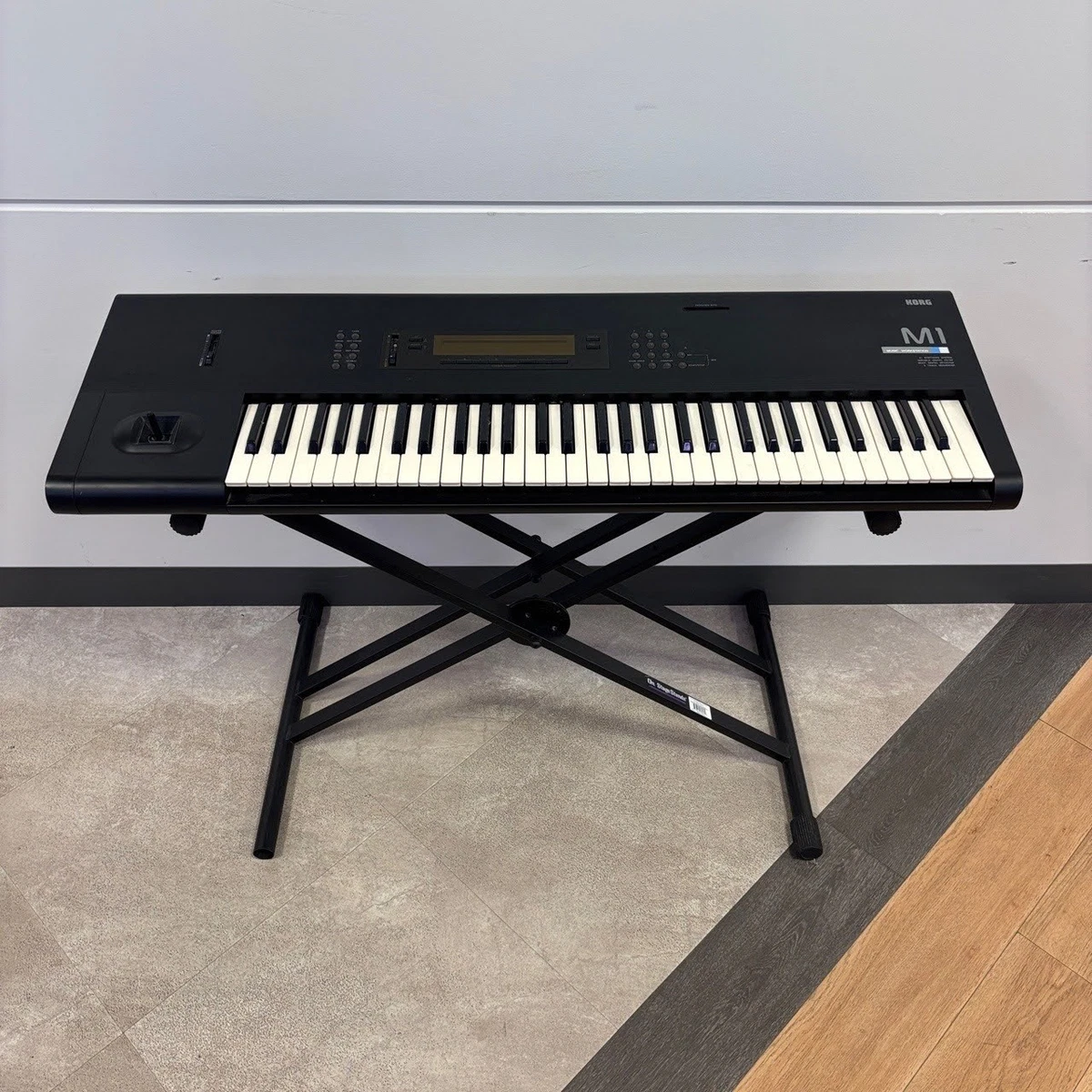 Preços baixos em Korg M1 | eBay