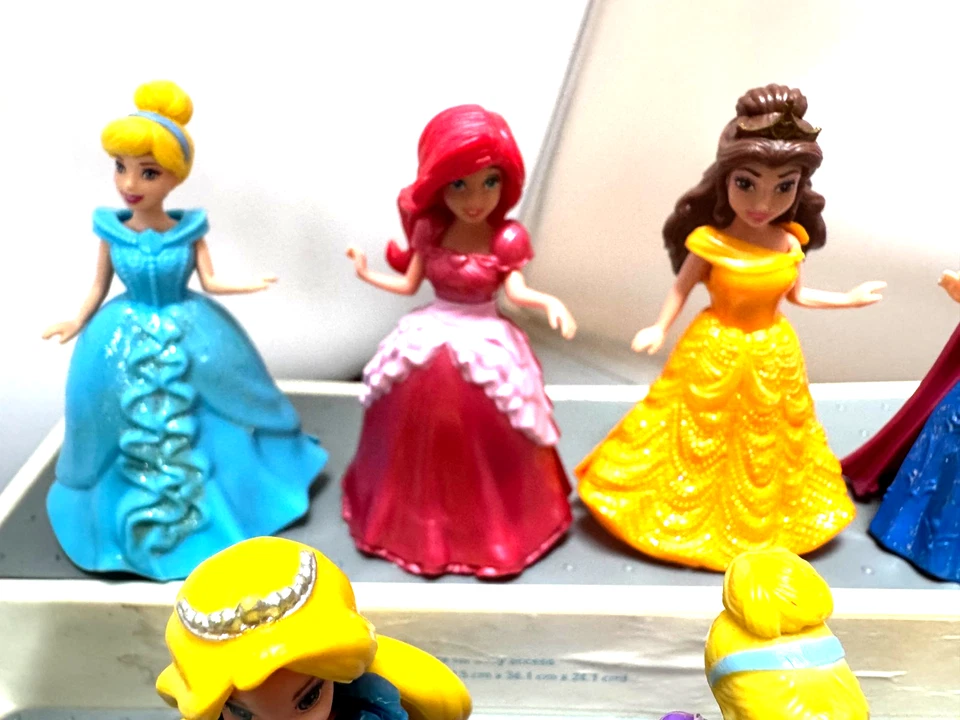 large lot disney princess magic clip dolls figures cake toppers Glitter VGUC - Image 2 of 4