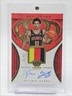 TRAE YOUNG 2018-19 CROWN ROYALE RPA ROOKIE PATCH PRIME RC AUTO /25 Q0004
