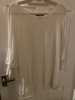 Damen Pullover in weiß Flatterärmel, leicht von Bon Marche Größe 20/22