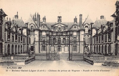 C151 France Boissy Saint Leger Chateau 1947 vintage postcard
