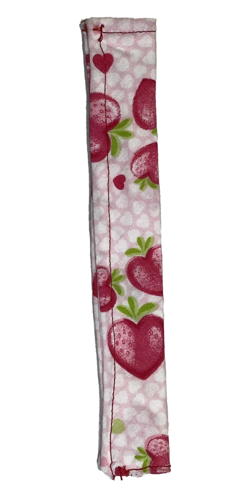Dog Collar Cover Red Hearts 6.5" Neck Size XS Valentines Easy Care NEW - Image 2 of 4