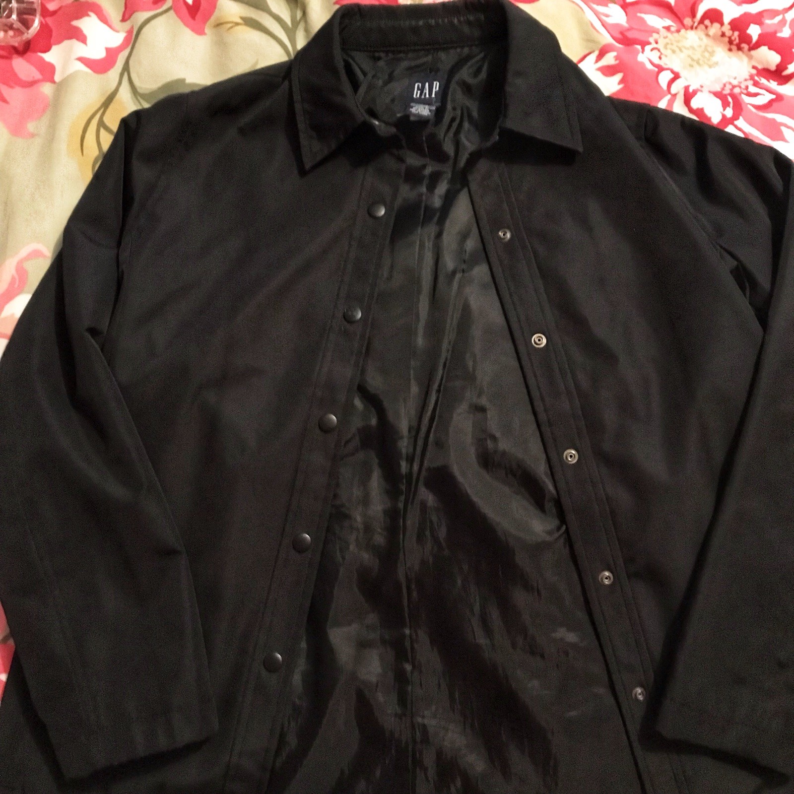 GAP Black Lightweight/Mid-weight Jacket; Button-u… - image 4