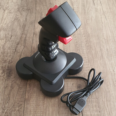 Sega Mega Drive   Quickjoy - SV 401 SG Fighter Joystick   AMIGA ATARI C64 MASTER