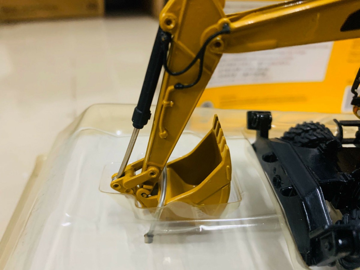 (未使用･未開封品)　プラッツ DM85171 1/50 Cat M316D ホイールショベル 0pbj0lf Amazon | プラッツ DM85171 1/50 Cat M316D ホイールショベル
