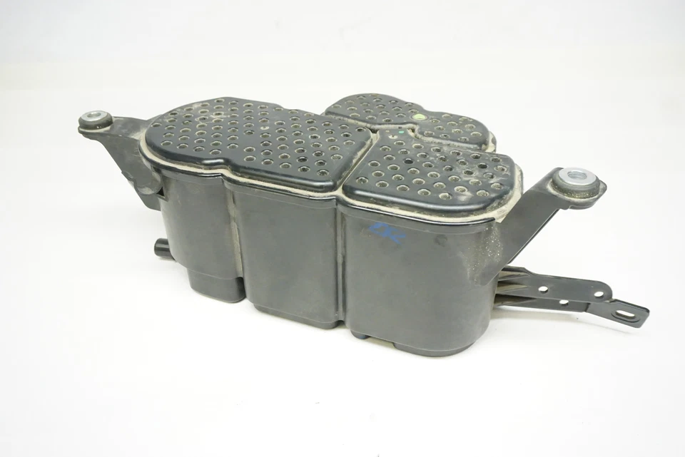 Bote de carbón 13-17 AUDI A5 2.0T fabricante de equipos originales Foto 3 de 4