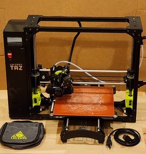 LulzBot TAZ 6 3D Printer (W/ Acessories) Used Great Condition – Fully Functional
