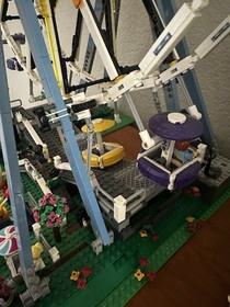 LEGO CREATOR: Ferris Wheel (10247) (fully built)