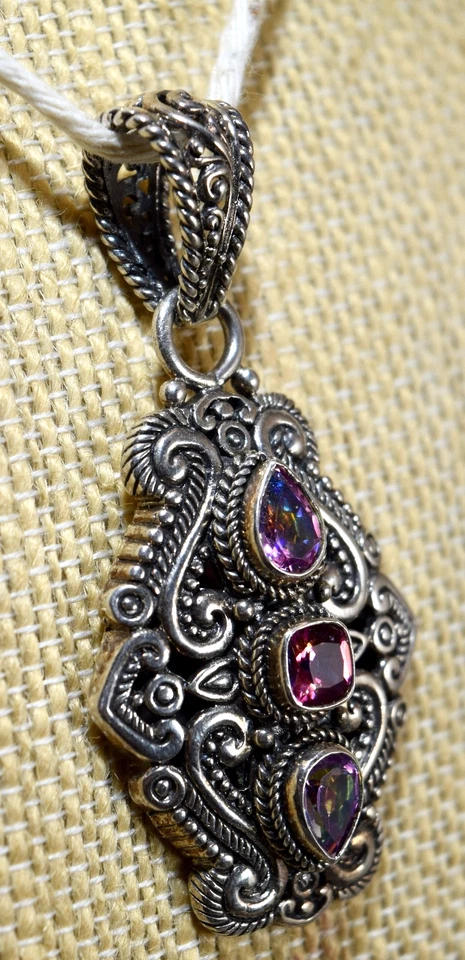 COLGANTE SARDA PLATA ESTERLINA 925 TOPACIO MÍSTICO ROSA PURO Y LÁGRIMA INGLESA SIN RESERVA Foto 2 de 4